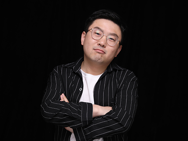 李炎